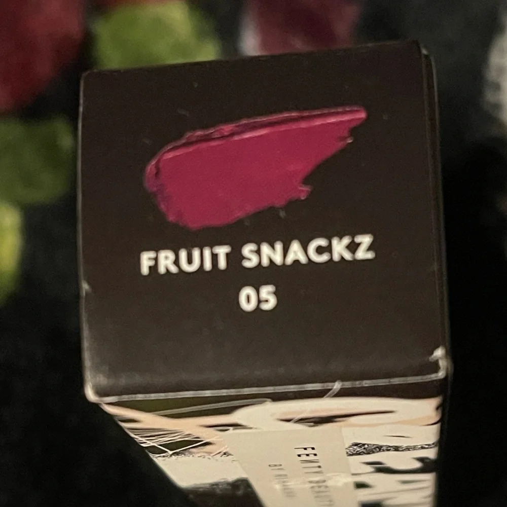 Fenty Fruit Snackz 05 Gloss Bomb Cream Color Drip Lip Cream